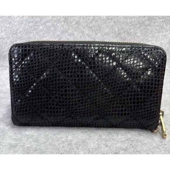 Michael Kors Susannah Black Zip Quilted Continental - No Wrist Strap - Picture 2 of 10